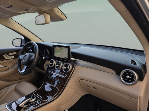 Used 2016 Mercedes-Benz GLC 300 4MATIC image 30