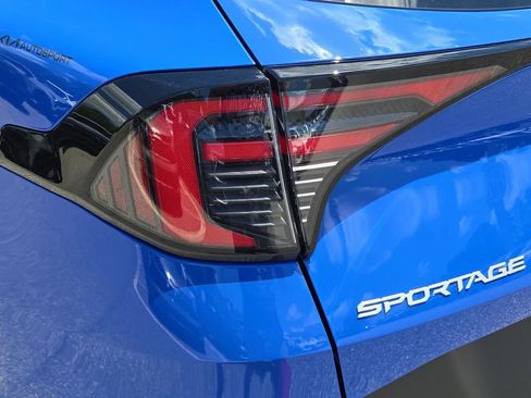 New 2026 Kia Sportage EX image 12