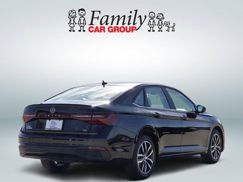 New 2026 Volkswagen Jetta SE image 4