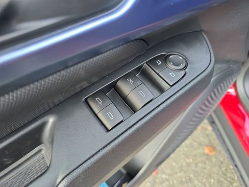 New 2026 Chevrolet Equinox EV LT image 25