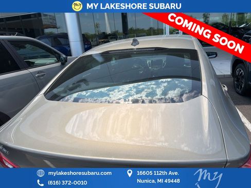 Used 2018 Chevrolet Malibu LT w/ Driver Confidence Package FWD image 9