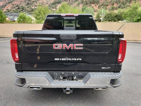 Used 2022 GMC Sierra 1500 SLT w/ SLT Premium Plus Package image 11