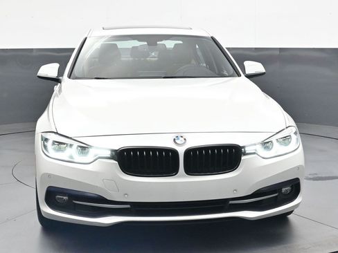 Used 2017 BMW 330i Sedan RWD image 9