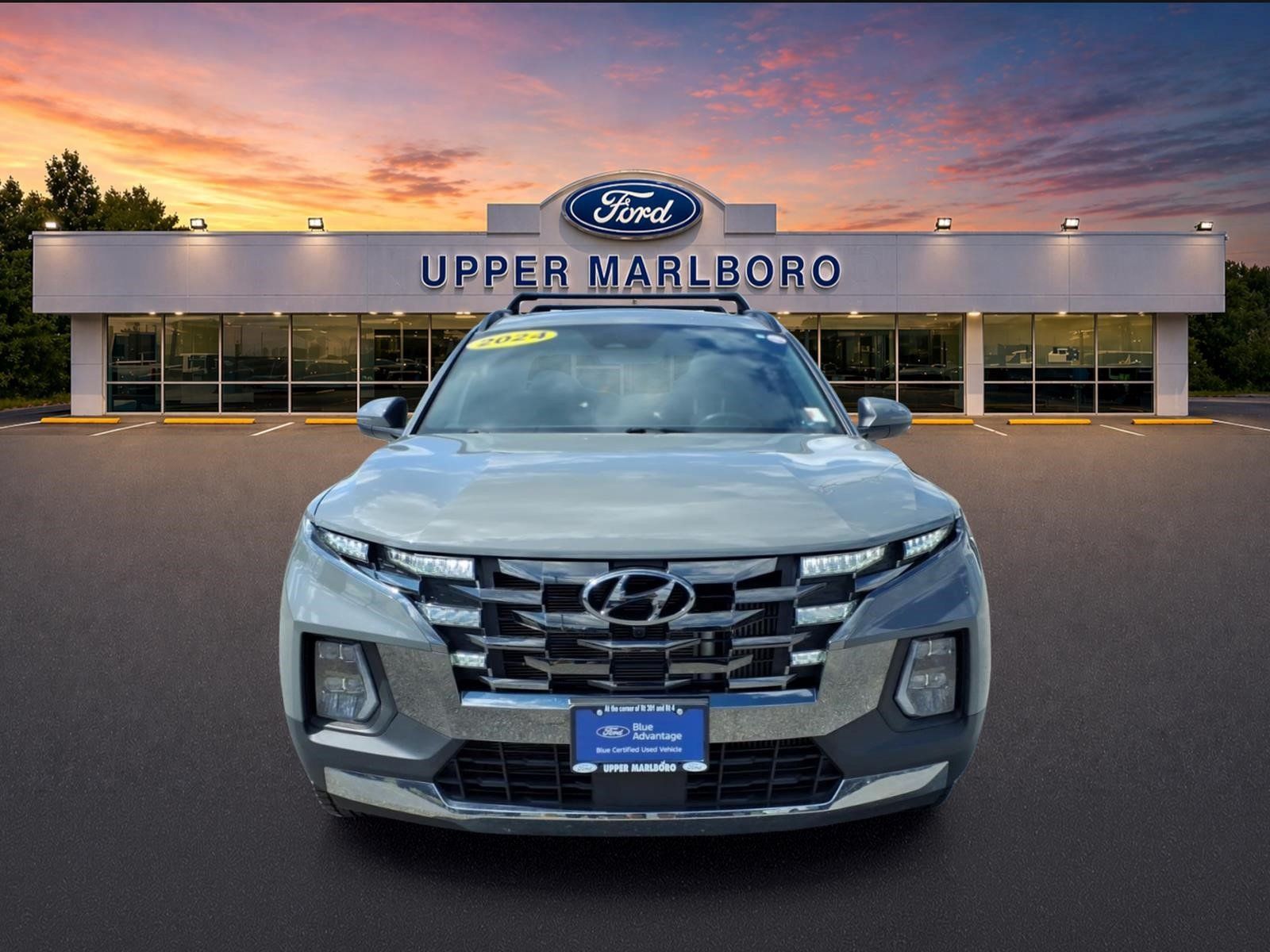Used 2024 Hyundai Santa Cruz Limited AWD/4WD image 2