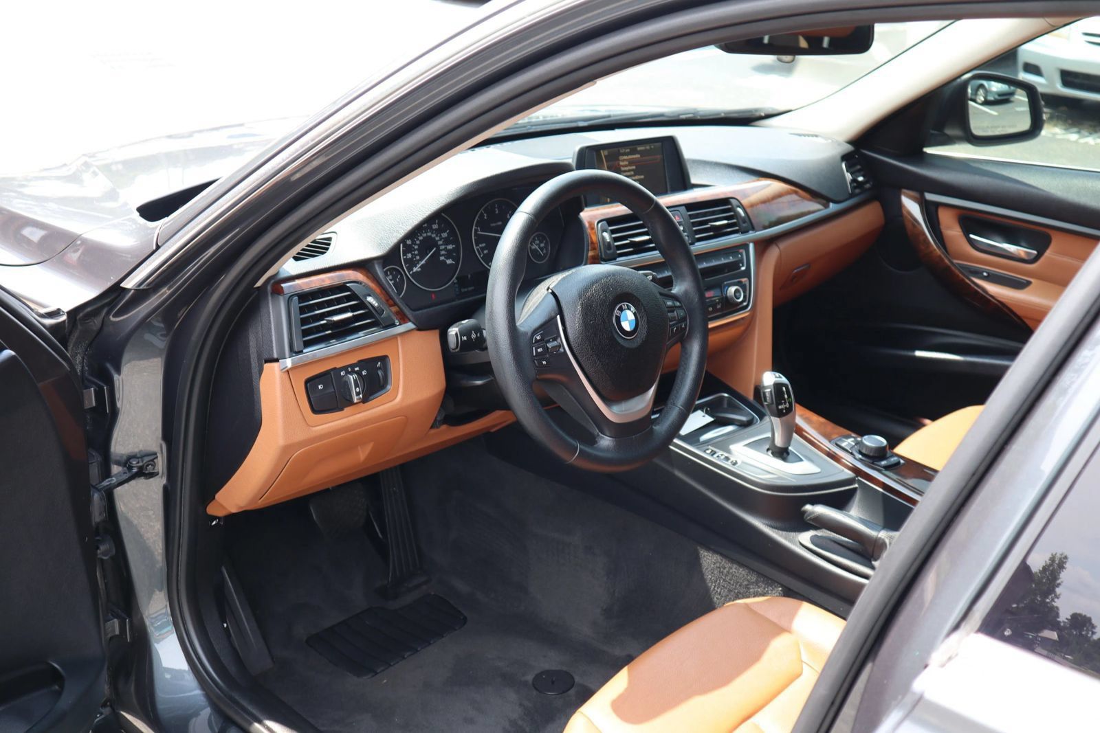 Used 2014 BMW 328d Sedan RWD image 8