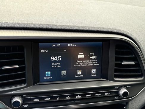 Used 2019 Hyundai Elantra SEL w/ Cargo Package FWD image 13