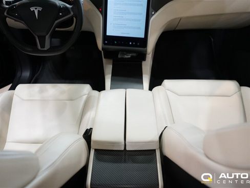 Used 2019 Tesla Model X 75D AWD/4WD image 18