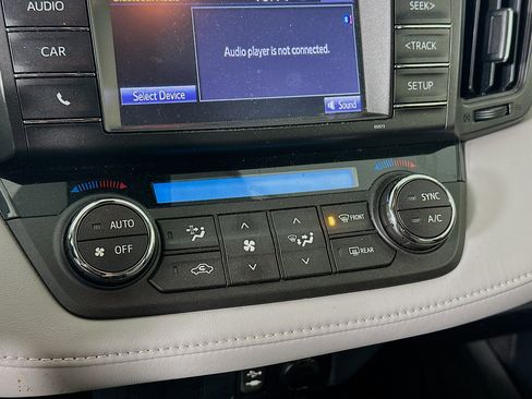 Used 2018 Toyota RAV4 XLE w/ All Weather Liner Package AWD/4WD image 23