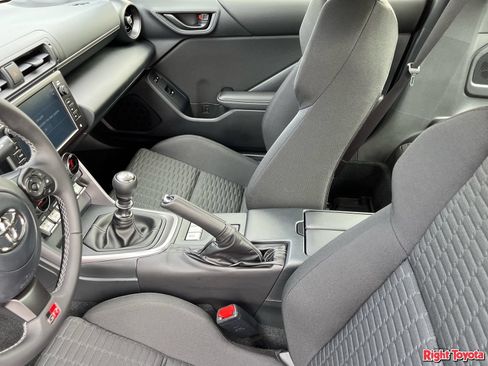 Certified 2026 Toyota GR86 w/ ALL Weather Mat Package (TMS) RWD image 21