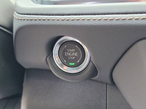 New 2026 Chevrolet Suburban High Country image 36