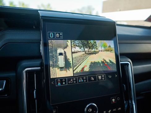 New 2026 GMC Yukon Denali w/ Denali Reserve Package AWD/4WD image 26
