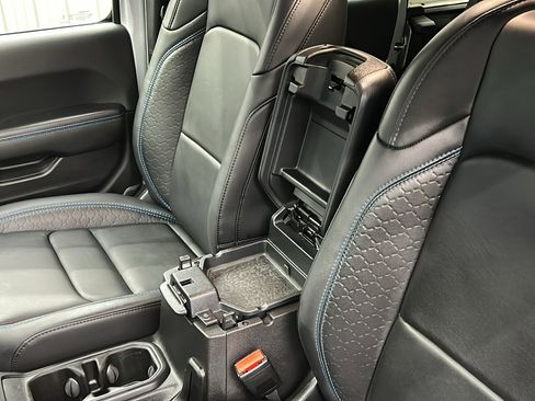 Used 2024 Jeep Wrangler High Altitude image 27