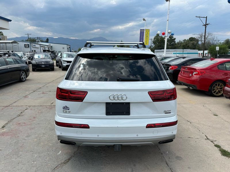 Used 2018 Audi Q7 3.0T Prestige AWD/4WD image 6