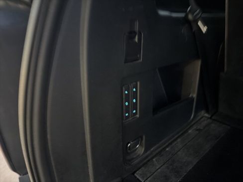 Used 2020 Ford Expedition Platinum image 26