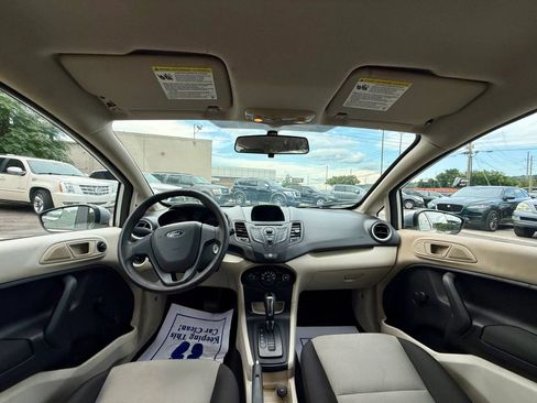 Used 2013 Ford Fiesta S w/ Convenience Pkg FWD image 4