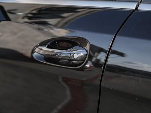 Used 2019 Mercedes-Benz GLS 450 4MATIC image 39