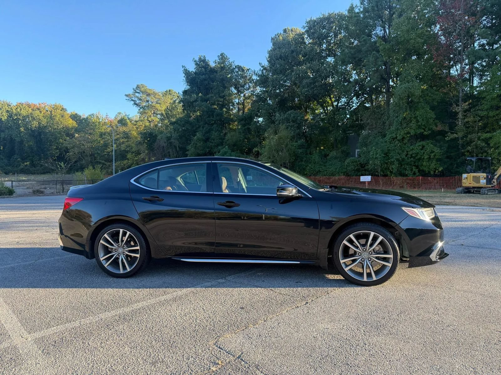 Used 2019 Acura TLX w/ Advance Package FWD image 5