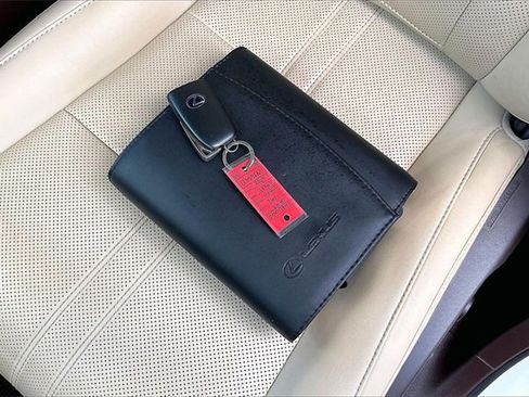 Used 2019 Lexus RX 450hL Luxury image 13