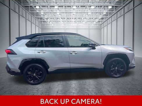 Used 2023 Toyota RAV4 XSE AWD/4WD image 5