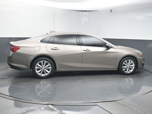 Used 2023 Chevrolet Malibu LT w/ Driver Confidence Package image 8