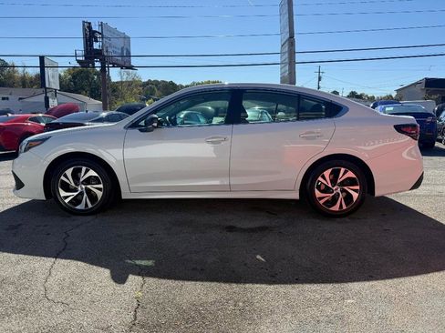 Used 2022 Subaru Legacy image 6