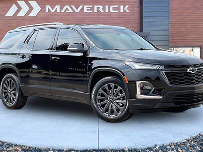 Used 2022 Chevrolet Traverse RS