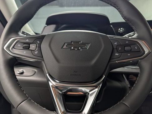 New 2026 Chevrolet Trax ACTIV w/ Sunroof Package FWD image 18