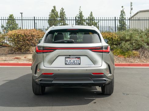 Used 2024 Lexus NX 350h AWD image 9