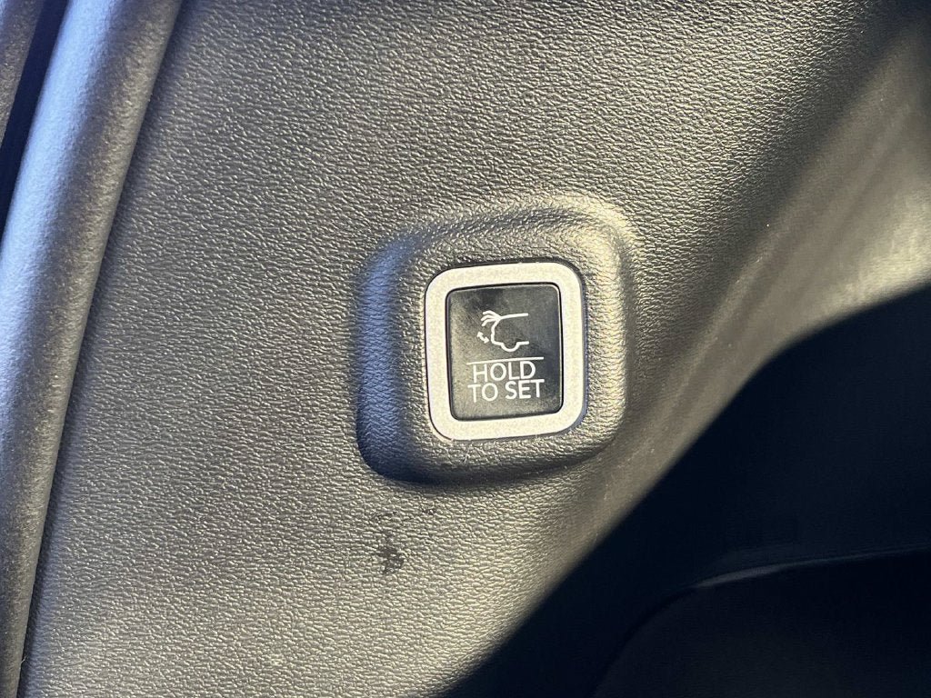 Used 2026 Jeep Cherokee Limited AWD/4WD image 20