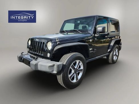 Used 2015 Jeep Wrangler Sahara w/ Dual Top Group AWD/4WD image 1