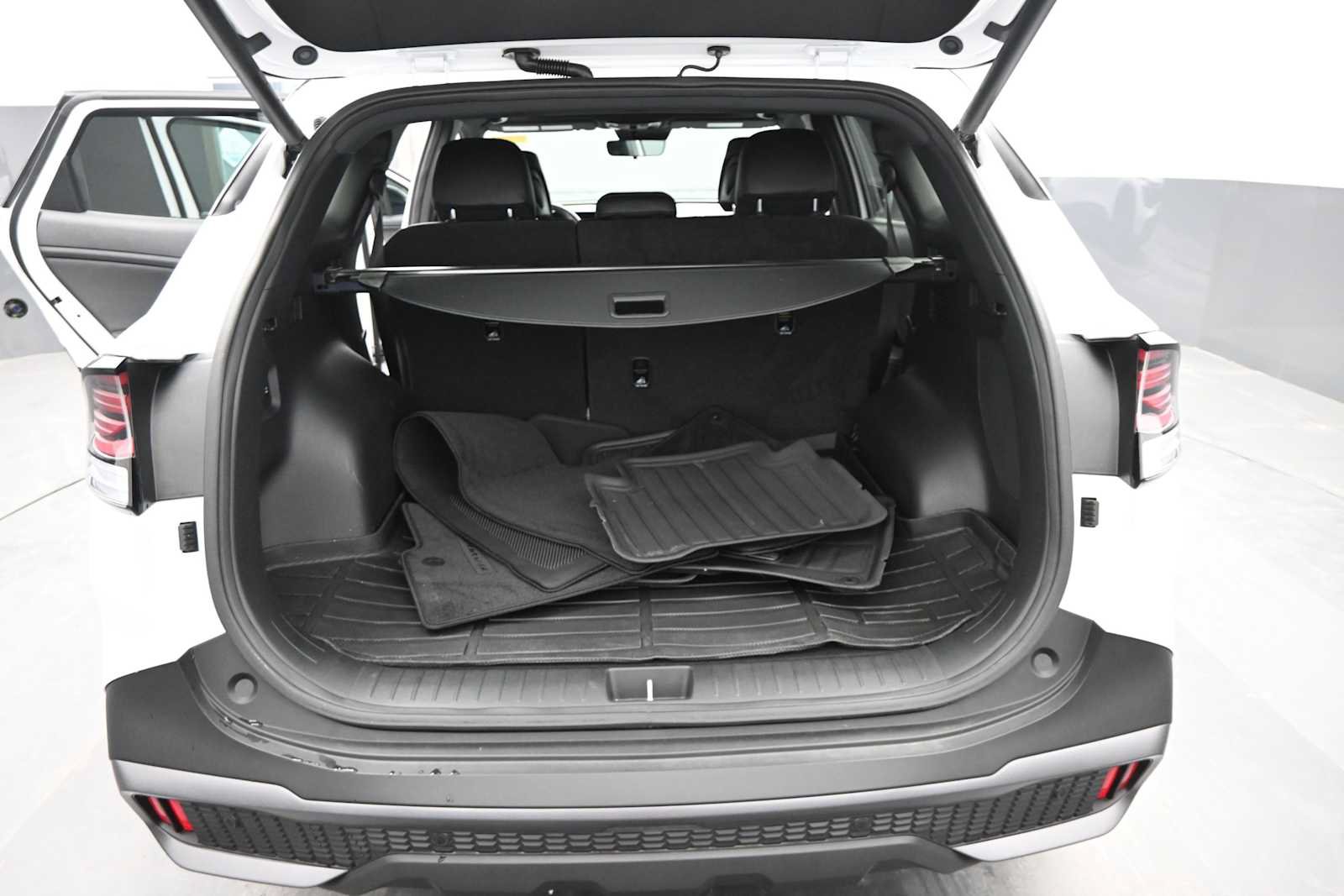 Used 2024 Kia Sportage X-Pro Prestige AWD/4WD image 13