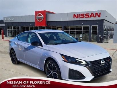 New 2025 Nissan Altima 2.5 SR w/ SR Premium Package