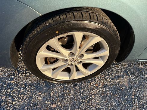 Used 2011 MAZDA MAZDA3 s Sport w/ Tech Pkg image 13