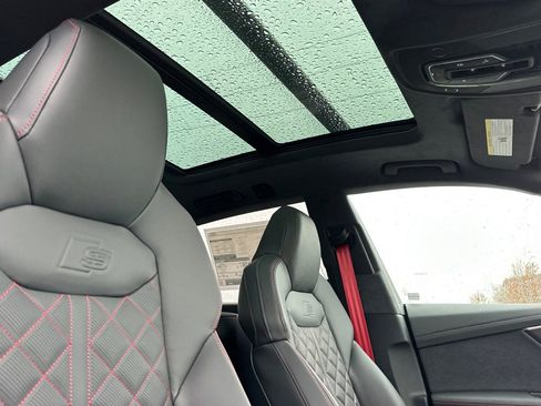 New 2026 Audi SQ8 Prestige AWD/4WD image 16