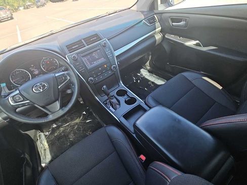 Used 2017 Toyota Camry SE FWD image 21