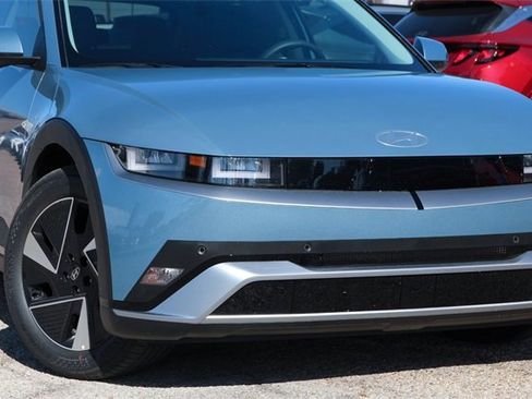 New 2026 Hyundai Ioniq 5 SEL image 3