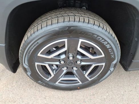 New 2026 Jeep Cherokee Limited image 9