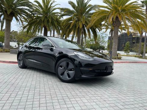 Used 2019 Tesla Model 3 Standard Range Plus RWD image 2