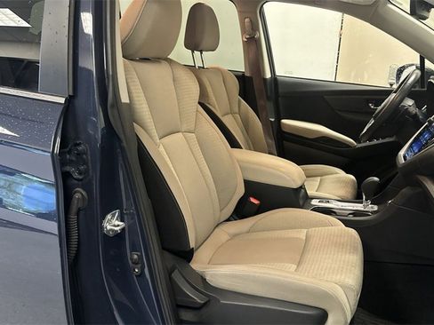 Used 2024 Subaru Ascent Premium w/ Convenience Package image 18