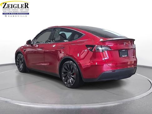 Used 2024 Tesla Model Y Performance AWD/4WD image 7