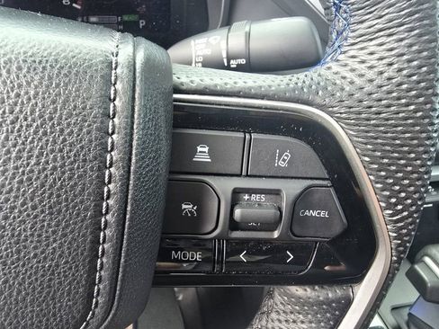 Used 2024 Toyota Tundra Platinum image 25