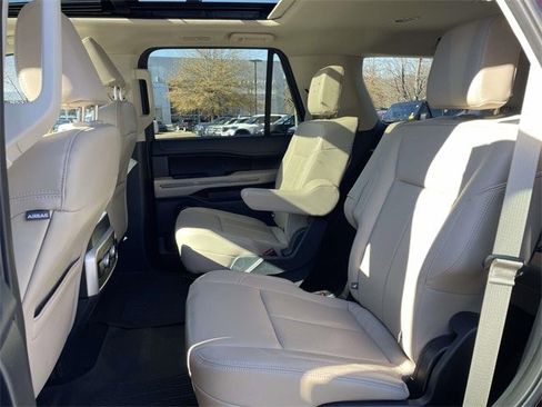 Certified 2024 Ford Expedition XLT image 13