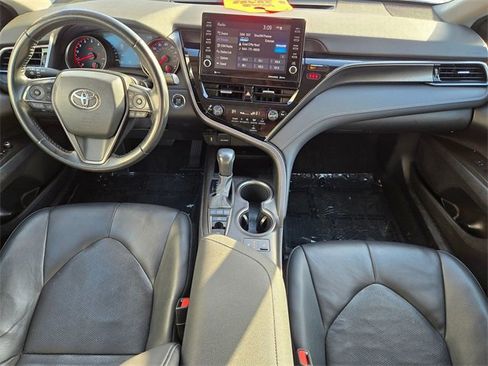 Used 2023 Toyota Camry XSE image 9