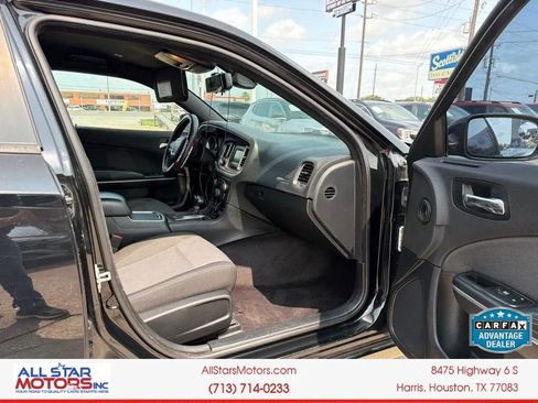 Used 2017 Dodge Charger SE w/ Popular Equipment Group RWD image 14