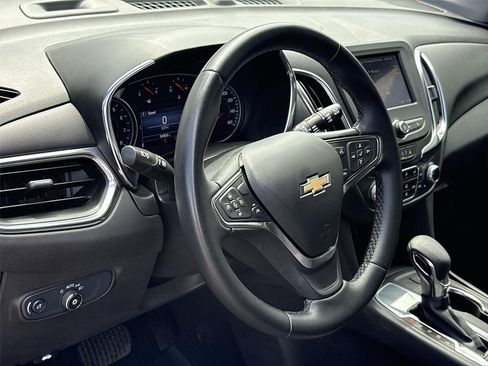 Used 2024 Chevrolet Equinox LT FWD image 9