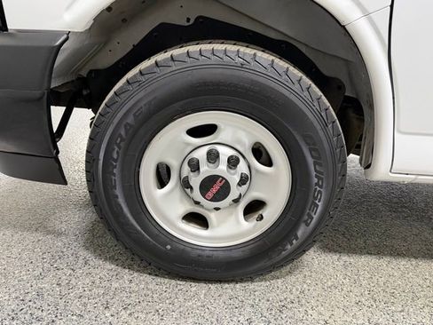 Used 2023 GMC Savana 2500 w/ Driver Convenience Package image 22