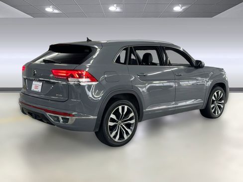 Used 2022 Volkswagen Atlas Cross Sport SEL Premium R-Line image 9