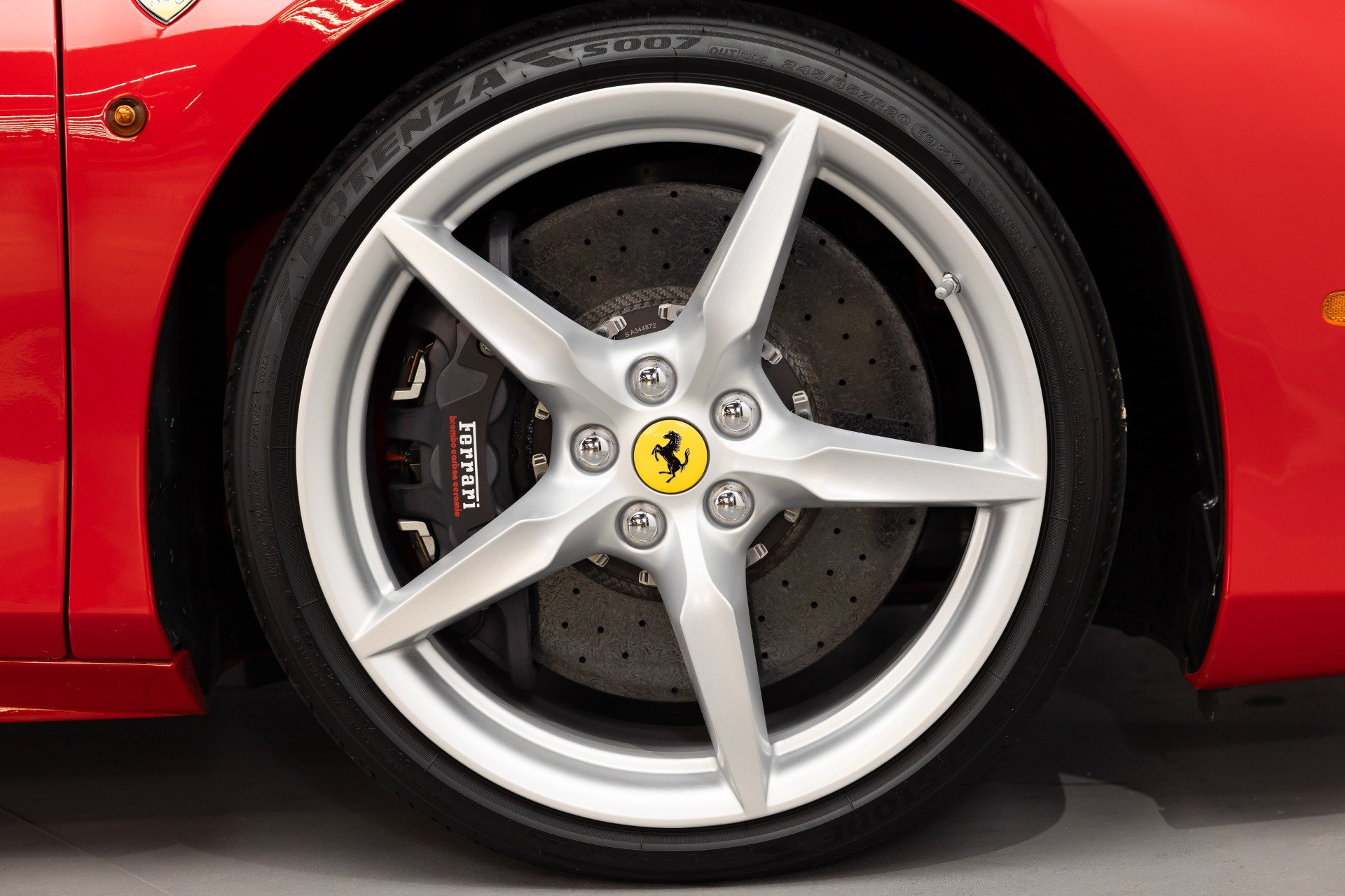 Certified 2019 Ferrari 488 Spider RWD image 23
