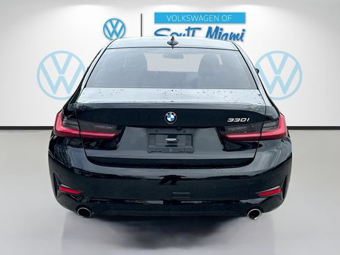 Used 2022 BMW 330i w/ Convenience Package image 6