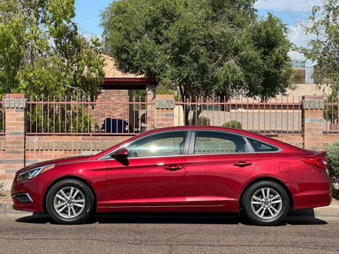 Used 2016 Hyundai Sonata SE image 3